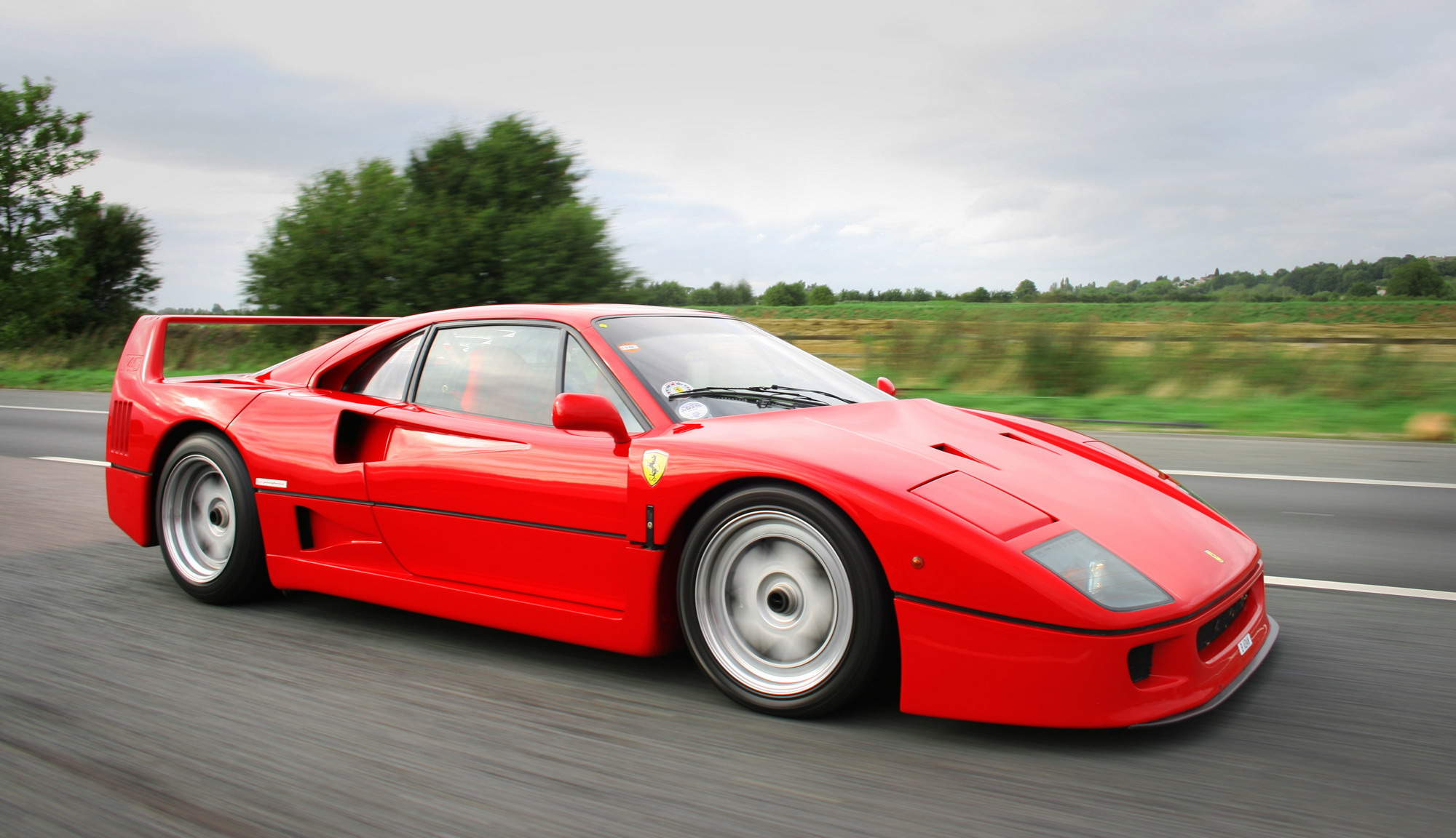 Ferrari F40 (1987)